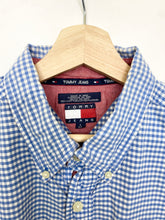 Load image into Gallery viewer, 90s Tommy Hilfiger shirt (L)