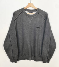 Load image into Gallery viewer, 00s Umbro Sweatshirt (L)