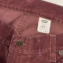 Load image into Gallery viewer, 90s Levi’s 550 Corduroy Trousers W34 L28