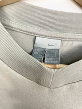 Load image into Gallery viewer, 00s Nike Sweatshirt (S/M)