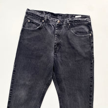 Load image into Gallery viewer, Wrangler Jeans W34 L30