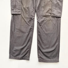 Load image into Gallery viewer, Carhartt Cargos W30 L30