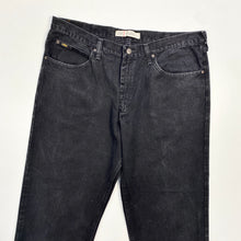 Load image into Gallery viewer, Lee Jeans W40 L30