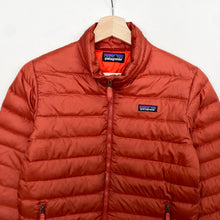 Load image into Gallery viewer, Women’s Patagonia Puffa Coat (XS)