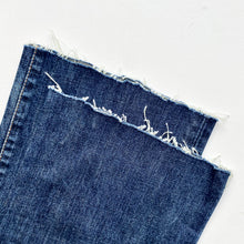 Load image into Gallery viewer, Carhartt Jeans W34 L28