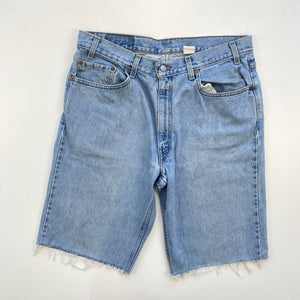 90s Levi’s 505 Shorts W36