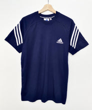 Load image into Gallery viewer, 90s Adidas T-shirt (M)