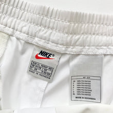 Load image into Gallery viewer, 90s Nike Shorts (XL)