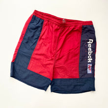 Load image into Gallery viewer, 00s Reebok Shorts (L)