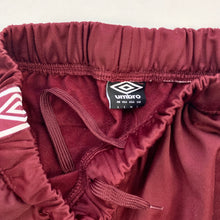 Load image into Gallery viewer, Umbro Track Pants (L)