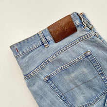 Load image into Gallery viewer, Nautica Jeans W38 L30