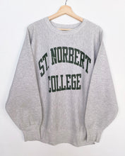 Load image into Gallery viewer, 90s Champion College Sweatshirt (XL)