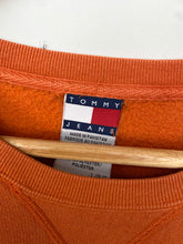 Load image into Gallery viewer, 90s Tommy Hilfiger Sweatshirt (L)