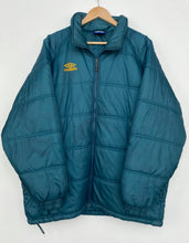 Load image into Gallery viewer, 90s Umbro Puffa Coat (M)