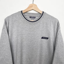 Load image into Gallery viewer, 00s Reebok Sweatshirt (L)