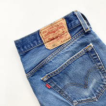 Load image into Gallery viewer, Distressed Levi’s 501 W34 L30