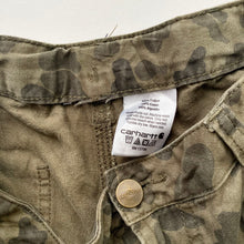 Load image into Gallery viewer, Carhartt Camo Cargo Shorts W26