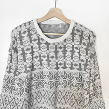 Load image into Gallery viewer, 90s Grandad Jumper (L)