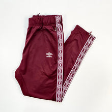 Load image into Gallery viewer, Umbro Track Pants (L)