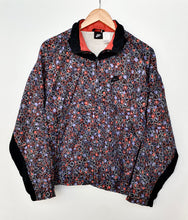 Load image into Gallery viewer, Women’s 90s Nike Jacket (M)