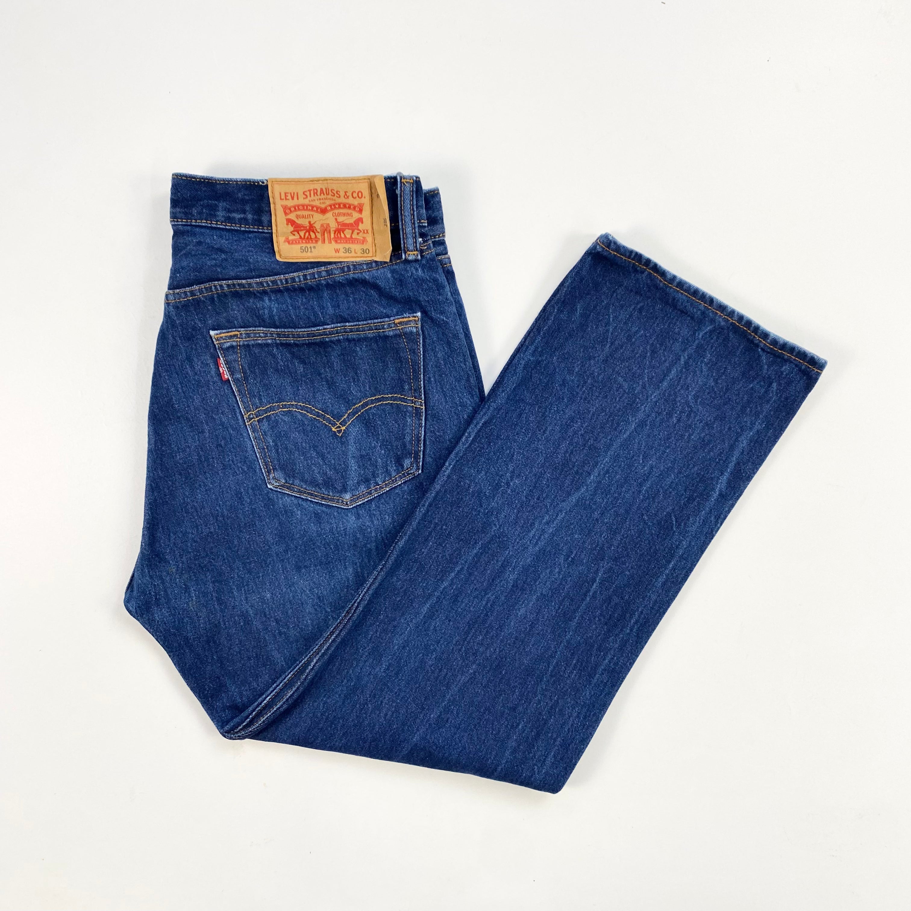 Levi's 501 W36 L28 – Red Cactus Vintage