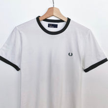 Load image into Gallery viewer, Fred Perry T-shirt (S)