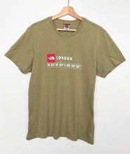 Load image into Gallery viewer, The North Face T-shirt (M)