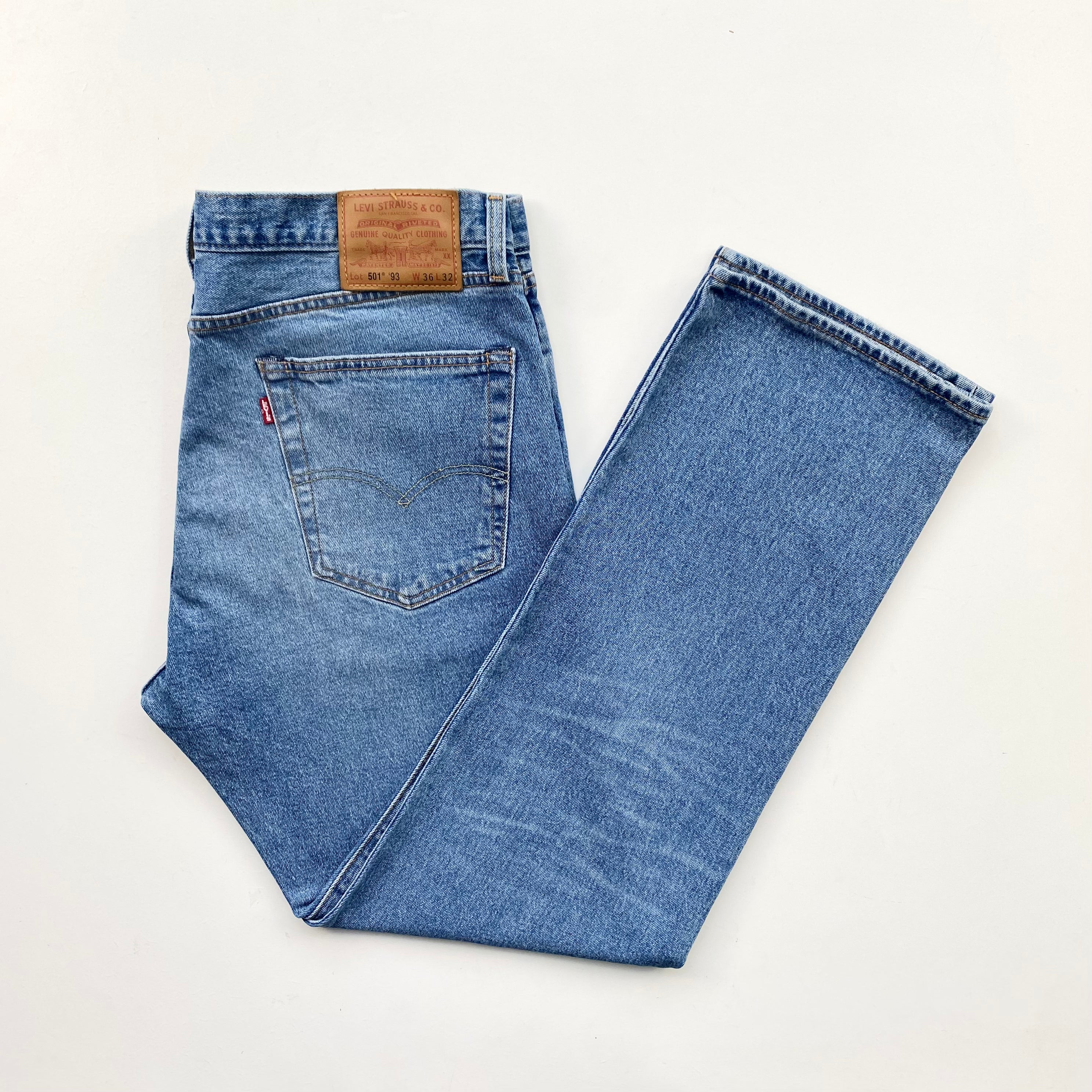 Levi's 501 W36 L32 – Red Cactus Vintage