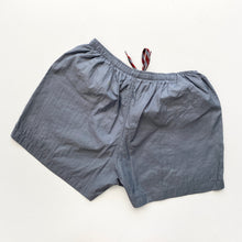 Load image into Gallery viewer, Nike Shorts (L)