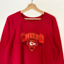 Load image into Gallery viewer, NFL Kansas City Chiefs Sweatshirt (L)