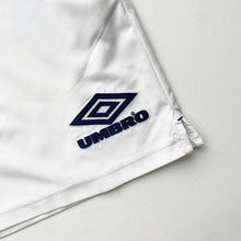 Load image into Gallery viewer, Deadstock 90s Umbro Shorts (M)