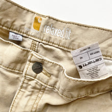 Load image into Gallery viewer, Carhartt Cargo Shorts W42