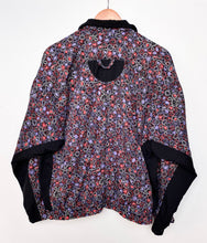 Load image into Gallery viewer, Women’s 90s Nike Jacket (M)