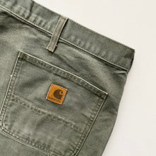 Load image into Gallery viewer, Carhartt Carpenter Shorts W40