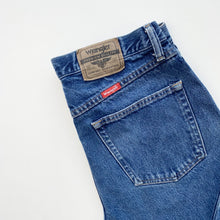 Load image into Gallery viewer, Wrangler Jeans W33 L34