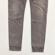 Load image into Gallery viewer, Levi’s 505 Cords W28 L34