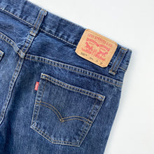 Load image into Gallery viewer, Levi&#39;s 505 Shorts W29