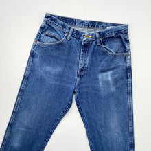 Load image into Gallery viewer, Wrangler Jeans W33 L34