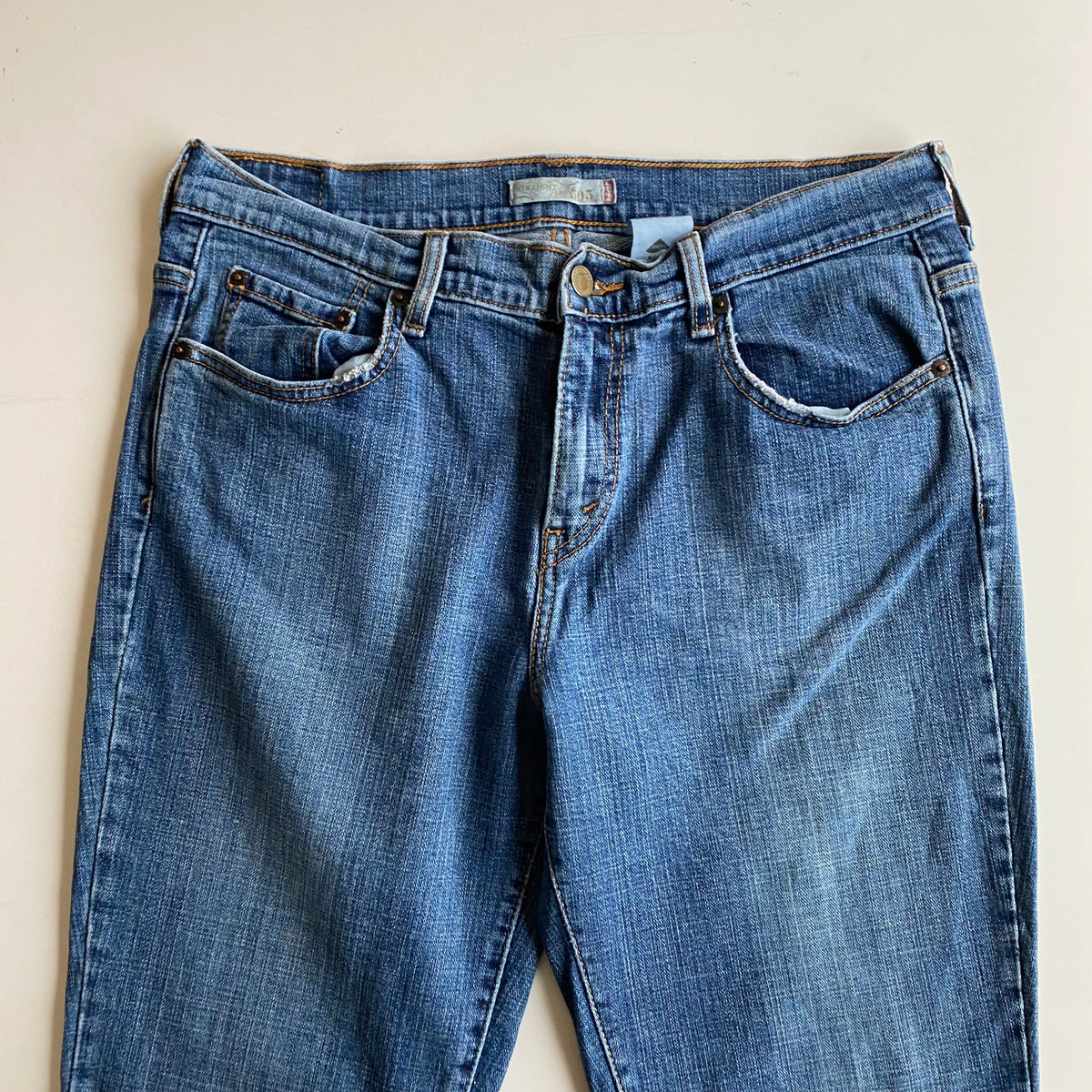 Levi’s 305 W30 L31 – Red Cactus Vintage