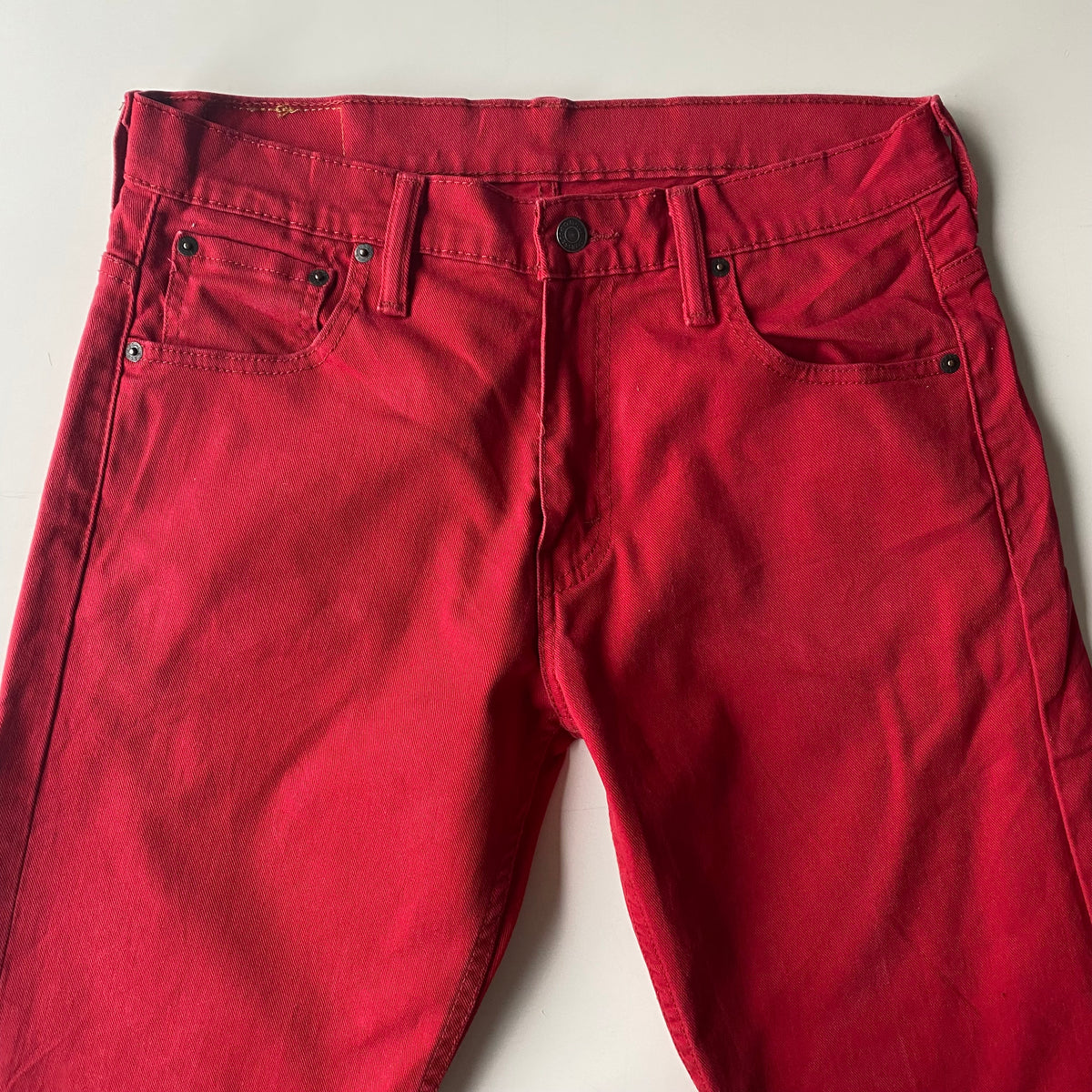 Levi’s 569 W30 L32 – Red Cactus Vintage