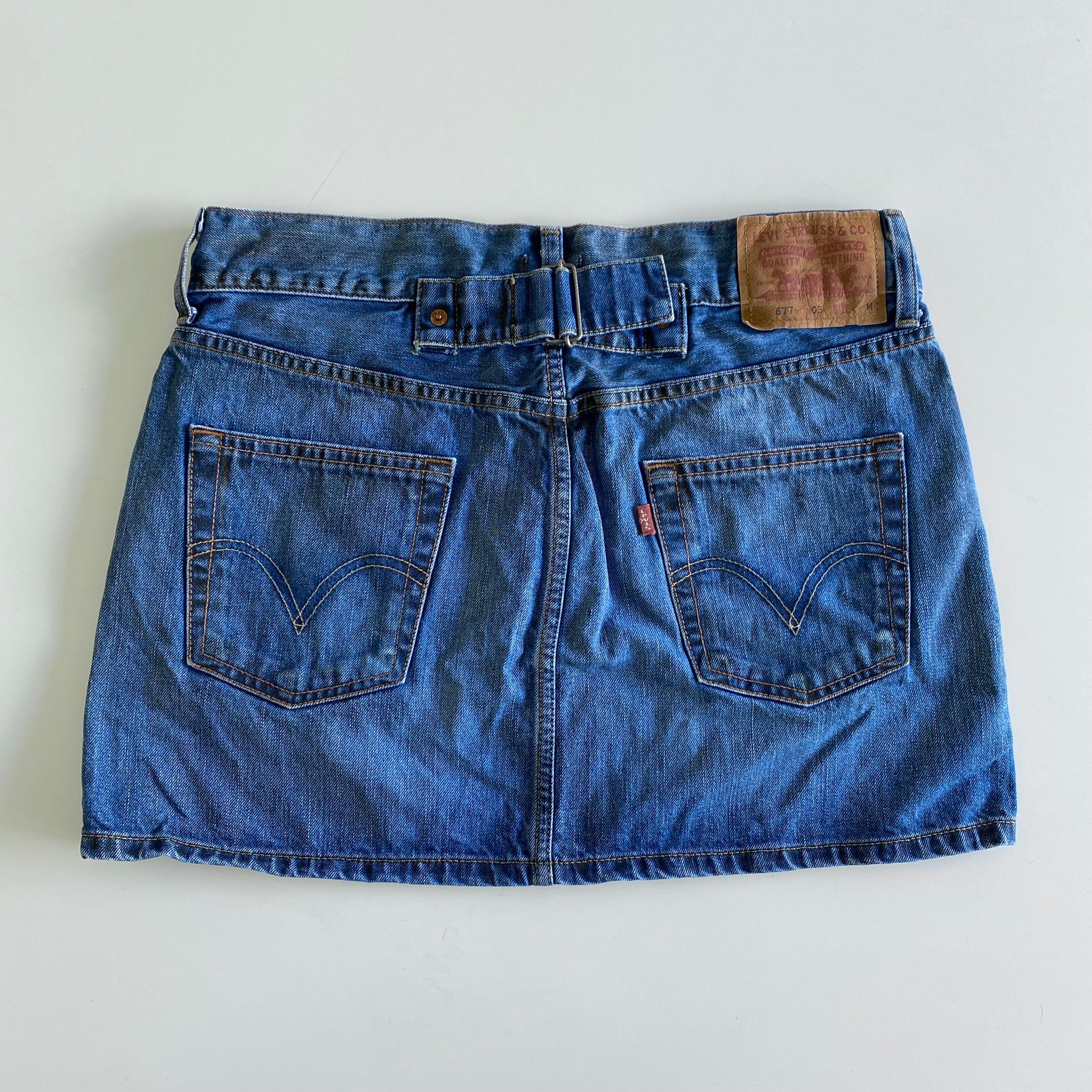 Levi's red outlet skirt