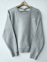 Load image into Gallery viewer, Champion sweatshirt (L)