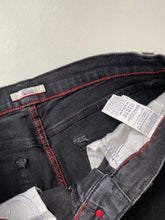 Load image into Gallery viewer, Tommy Hilfiger Jeans W31 L27