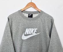 Load image into Gallery viewer, Nike sweatshirt (L)