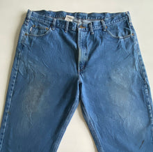 Load image into Gallery viewer, Carhartt Jeans W44 L30
