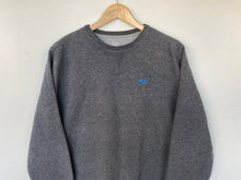 Load image into Gallery viewer, Nike Sweatshirt (L)