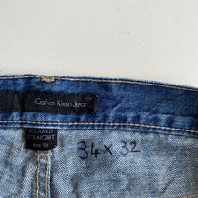 Load image into Gallery viewer, Calvin Klein Jeans W34 L32