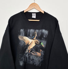 Load image into Gallery viewer, Ducks Sweatshirt (L)