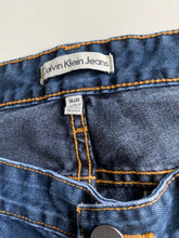 Load image into Gallery viewer, Calvin Klein Jeans W38 L32