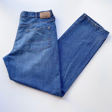 Load image into Gallery viewer, Calvin Klein Jeans W38 L33